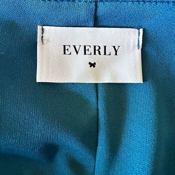 Everly Shiny Shift dress with ruffle sleeves in Teal - Size M - Picture 2 of 5